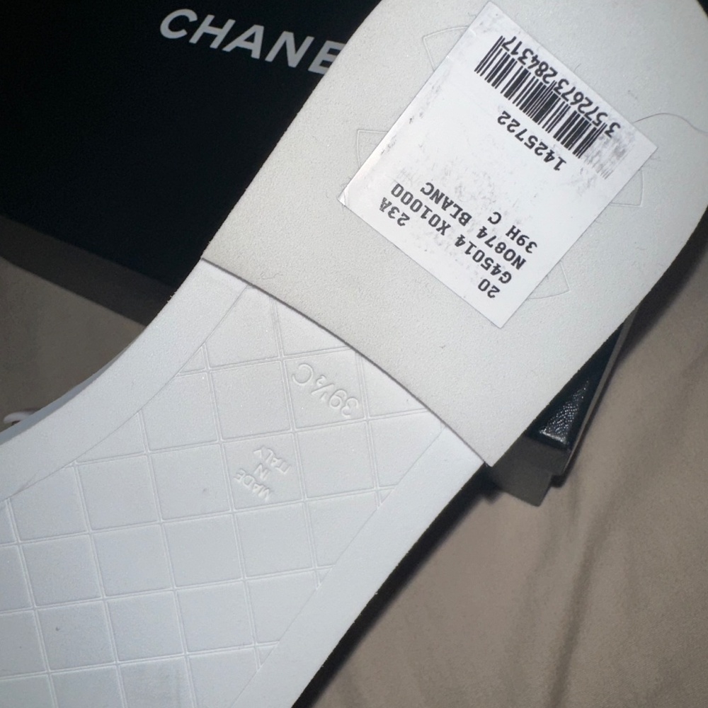 Chanel Patent CC Mules - Picture 3 of 6